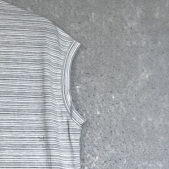 Athleta T Shirt Medium Gray Striped Cloudlight Stratus Tee Stretch Cap Sleeve - Picture 3 of 11